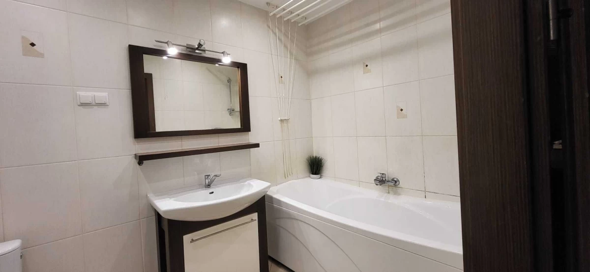 Sprzedam Mieszkanie 3 pokoje Bemowo Narwik 61 m2, garaż