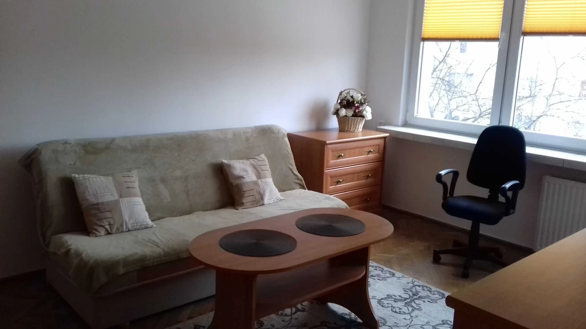 Sprzedam Kawalerka Śródmieście Warszawa