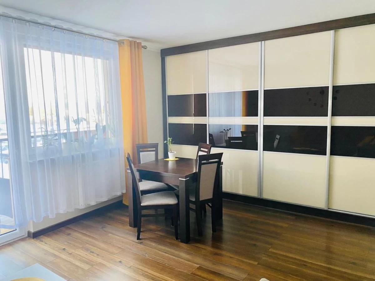 Sprzedam Mieszkanie 2 pokoje 54m2 Czołgistów Lębork