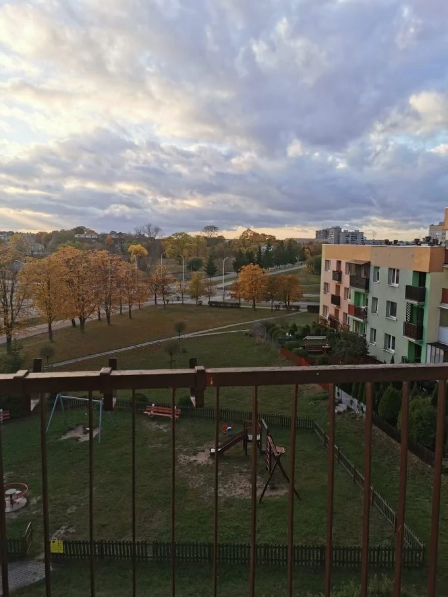 Sprzedam Mieszkanie Suwałki, 3 pokoje. 63m, III pietro