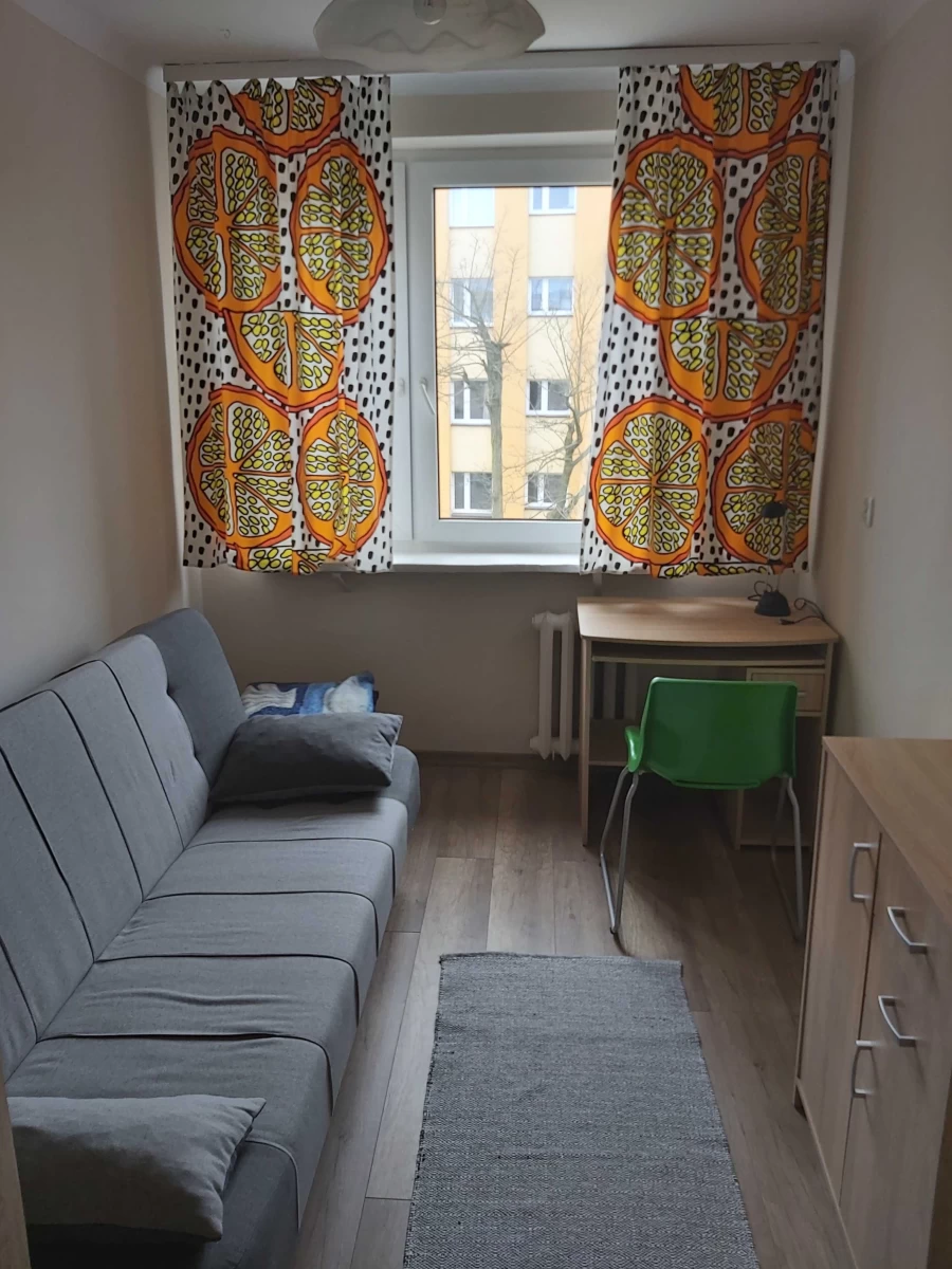 Sprzedam mieszkanie 44 m2 (2 pokoje) Piastowska, Radomsko