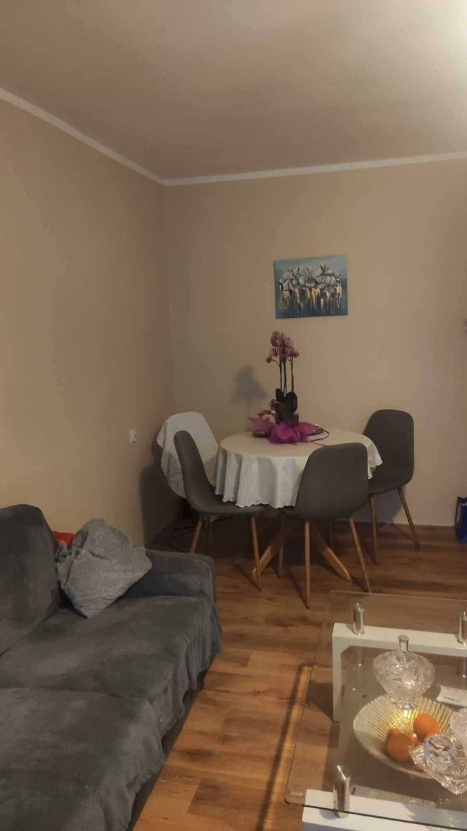 Wynajmę mieszkanie 3 pokoje 51 m2 - Żagań Centrum