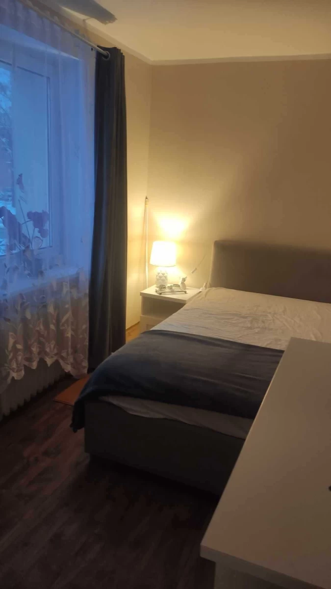 Wynajmę mieszkanie 3 pokoje 51 m2 - Żagań Centrum