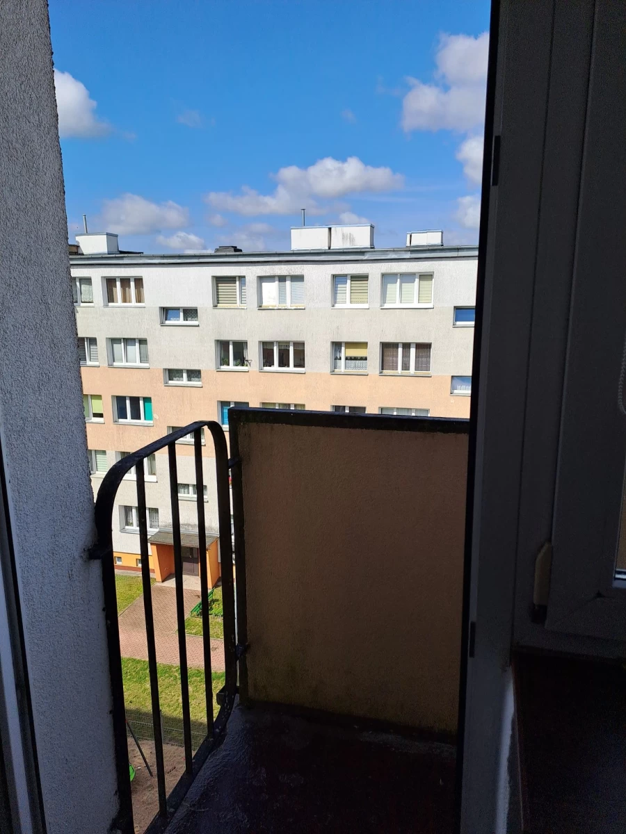 Sprzedam mieszkanie 2 pokoje z balkonem 37m² Karlino