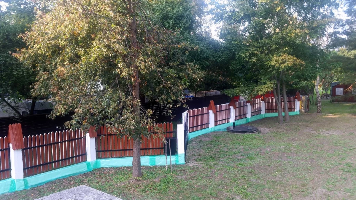Sprzedam Dom z basenem i jacuzzi na dużej działce Łomianki