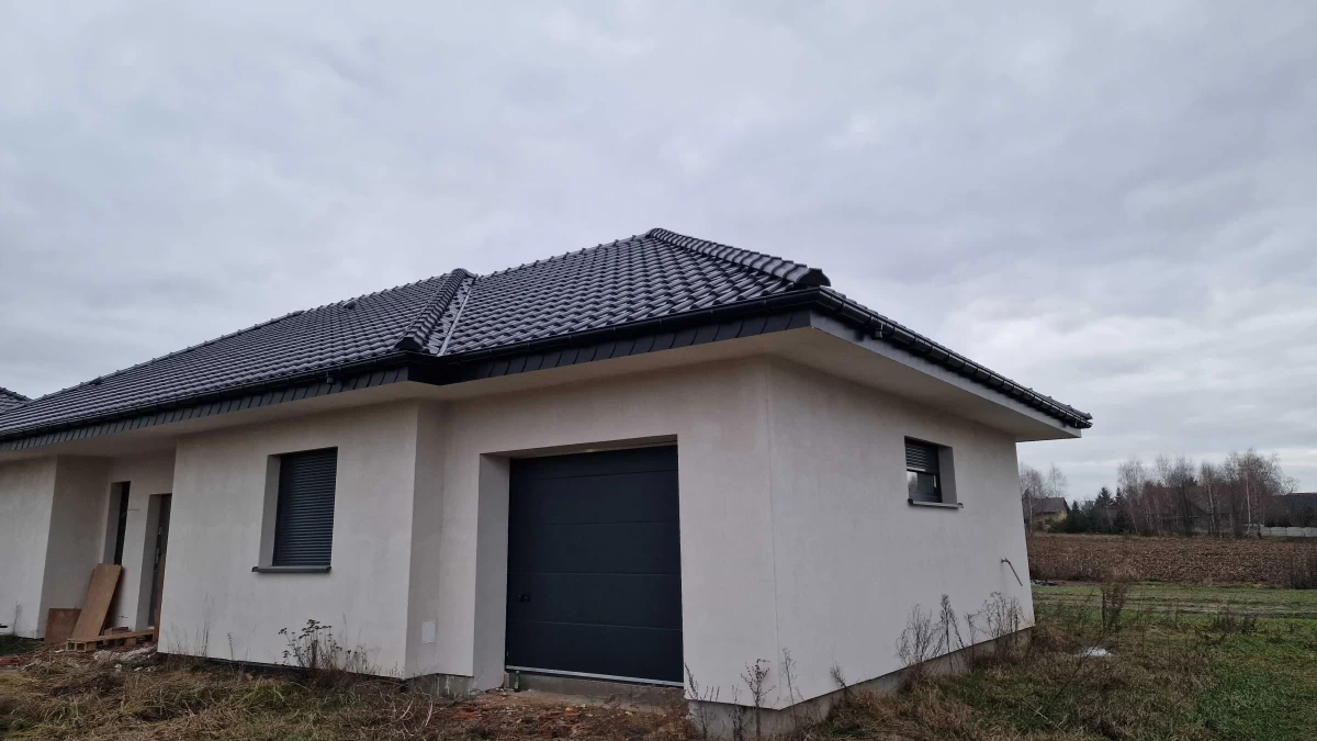 Sprzedam dom Ochędzyn, 130m2 Ogrodzona działka, Pompa Ciepła Wieruszów