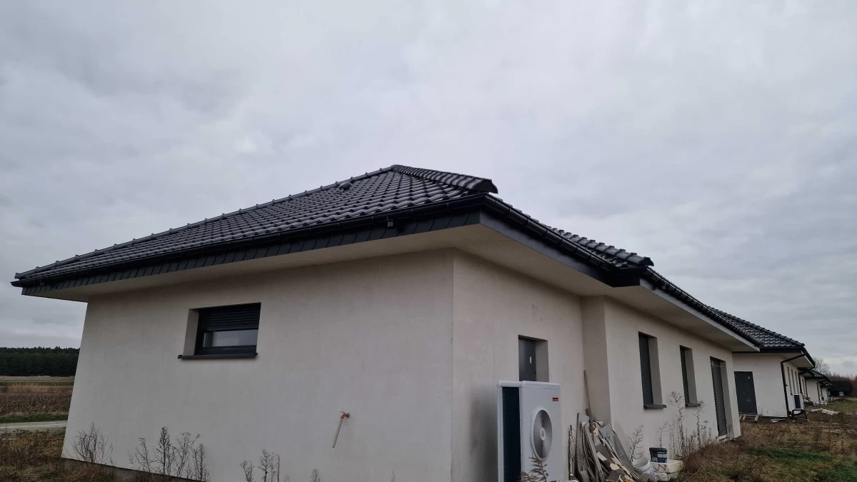 Sprzedam dom Ochędzyn, 130m2 Ogrodzona działka, Pompa Ciepła Wieruszów
