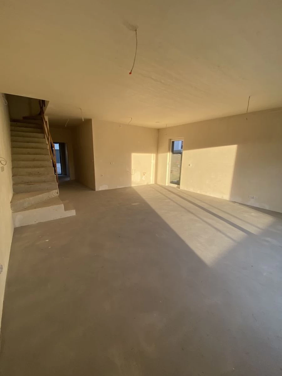 Sprzedam Dom 145 m2 Ogród 300 m2 / Domasław
