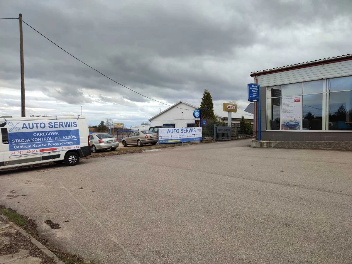 Auto Serwis Stacja Kontroli Pojazdów Lakiernia Blacharnia Mieszkanie