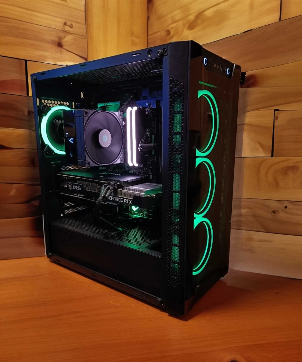 Komputer do gier Ryzen 7 5800x/ RTX 3070/ 1TB/ Wyświetlacz
