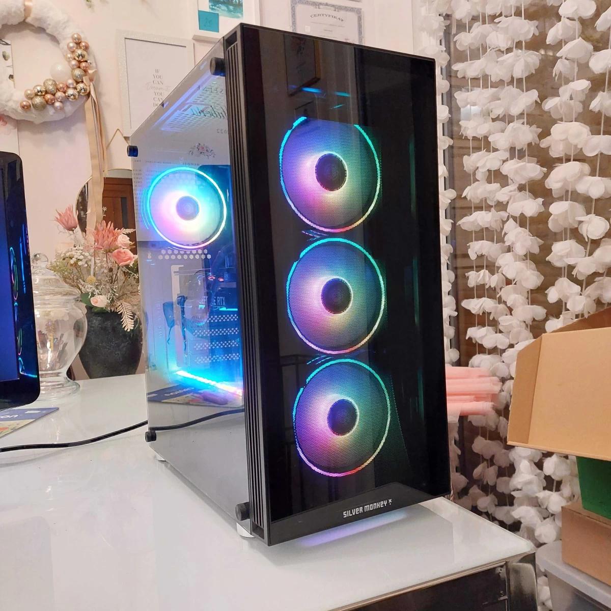 Komputer do 4K RTX 3070 Ryzen 5 5600 ddr4 16Gb NVMe 512gb