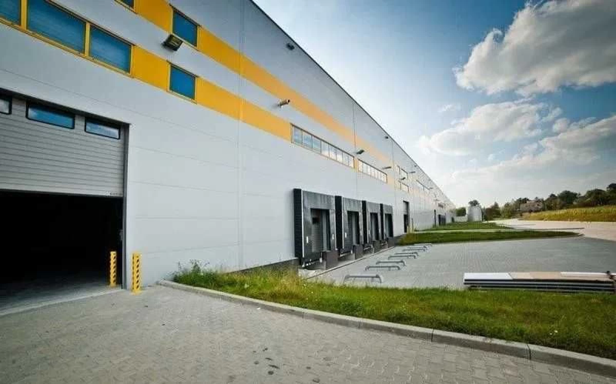 WYnajmę Hala magazynowa z biurem Kraków-Morawica klasy A 1980m2