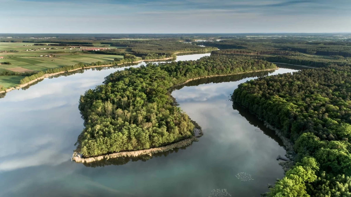 Sprzedam Działke nad jeziorem z linią brzegową Przemęt