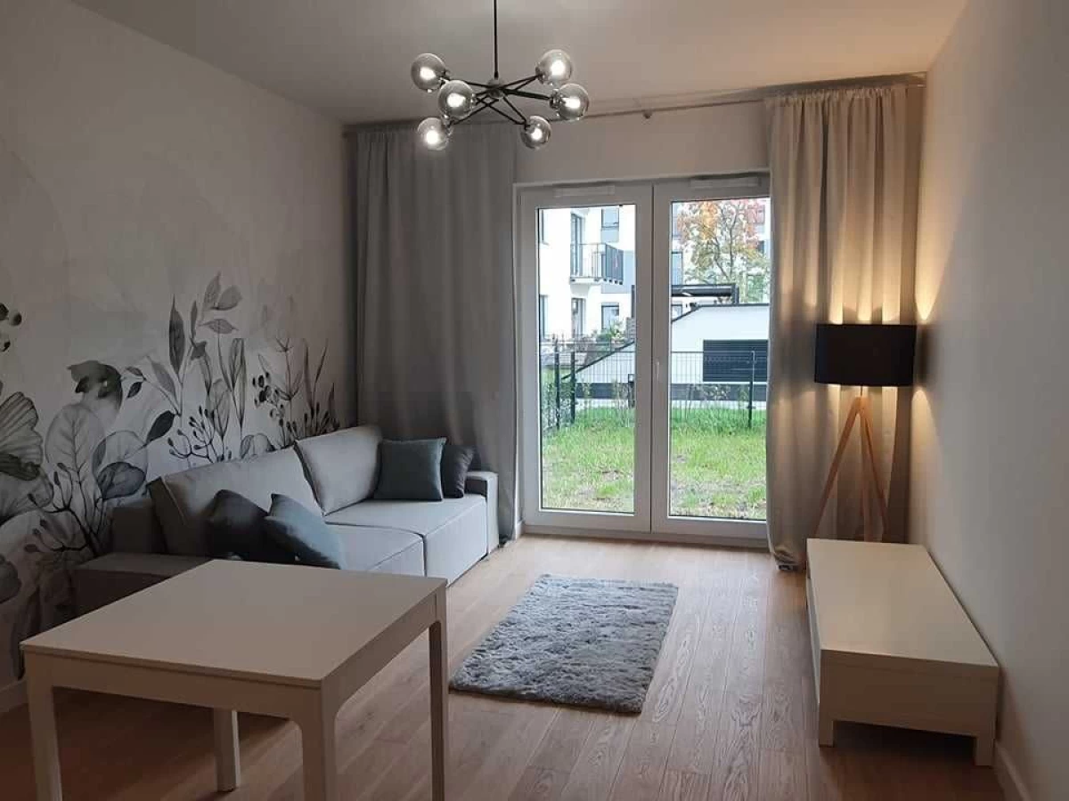 Wynajmę Mieszkanie 40m, 2 pokoje, duży ogródek, Kłobucka Warszawa