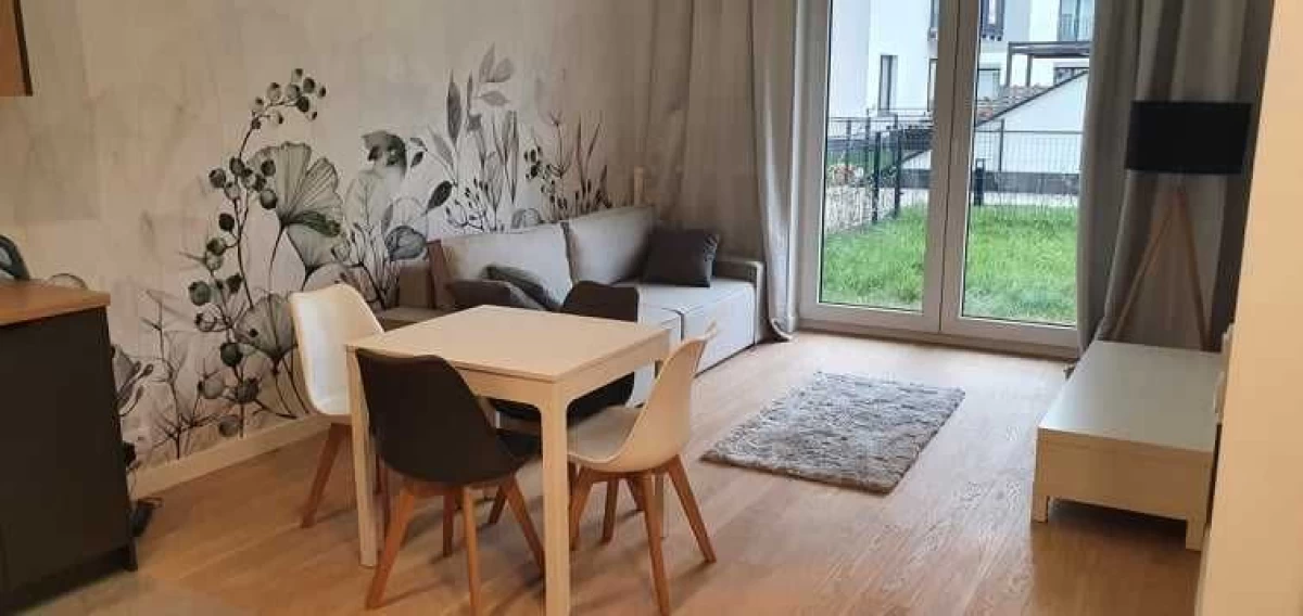 Wynajmę Mieszkanie 40m, 2 pokoje, duży ogródek, Kłobucka Warszawa