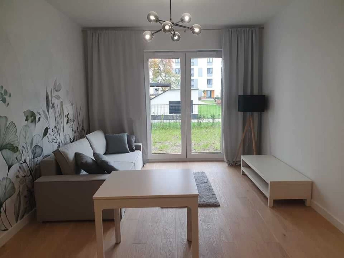 Wynajmę Mieszkanie 40m, 2 pokoje, duży ogródek, Kłobucka Warszawa