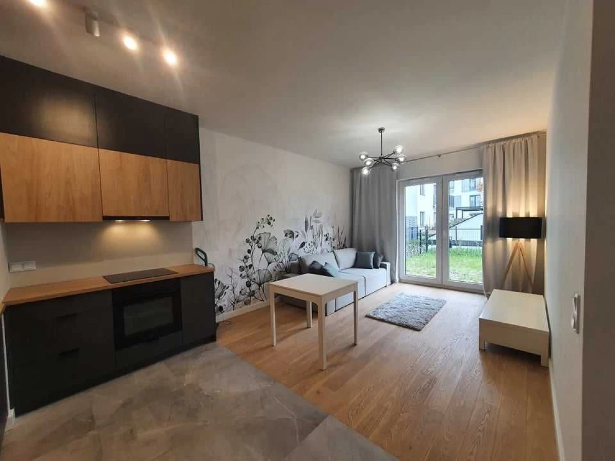 Wynajmę Mieszkanie 40m, 2 pokoje, duży ogródek, Kłobucka Warszawa