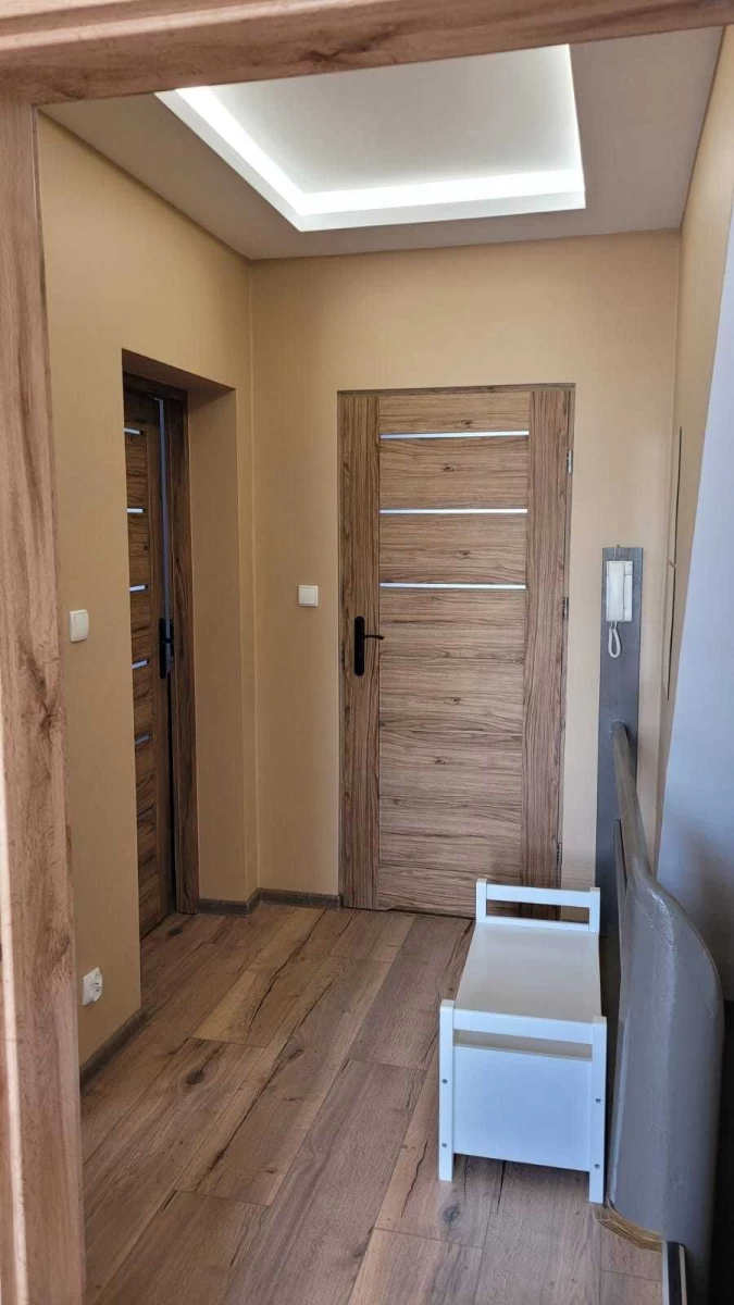 Wynajmę Mieszkanie 54m2, 2 pokoje, plus strych 42m2 Brzeg Dolny