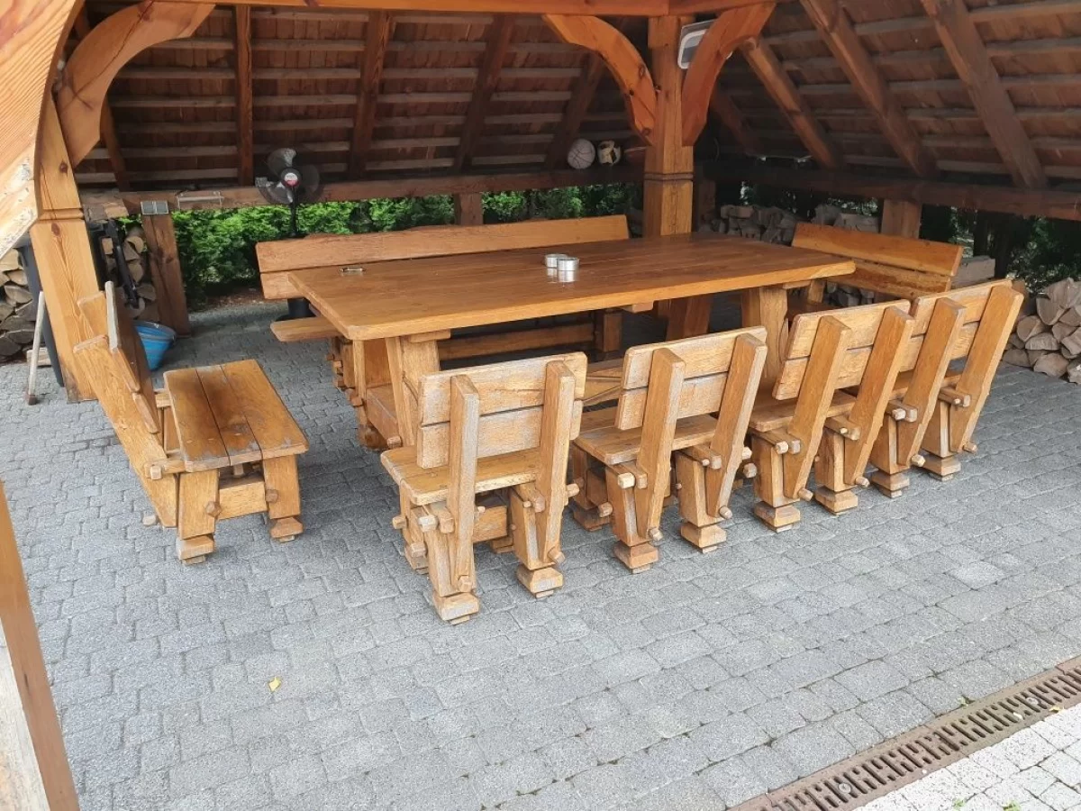 Dębowy stół - komplet Meble Ogrodowe