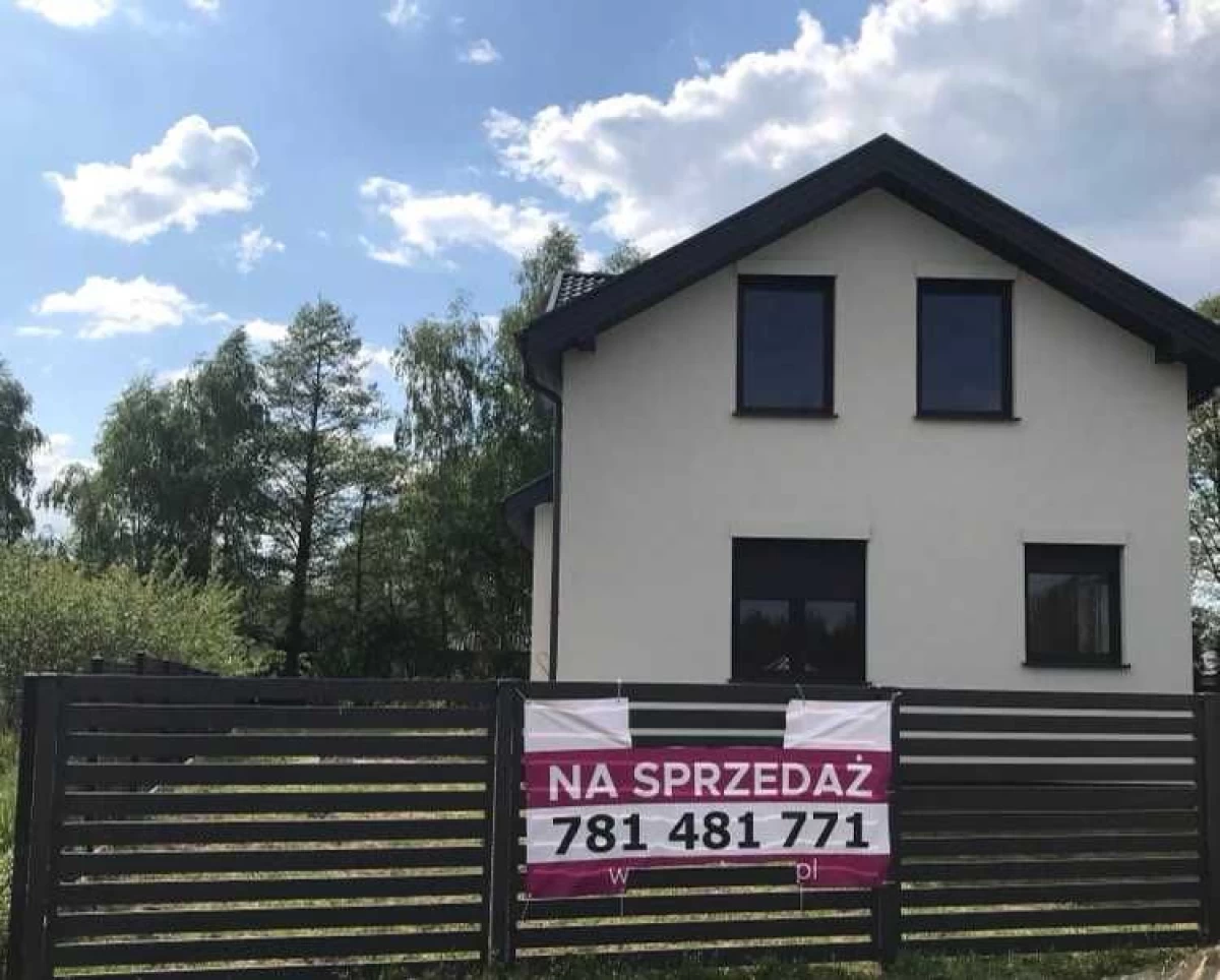 Sprzedam Dom jednorodzinny dwulokalowy w Borówcu ul. Buczynowa