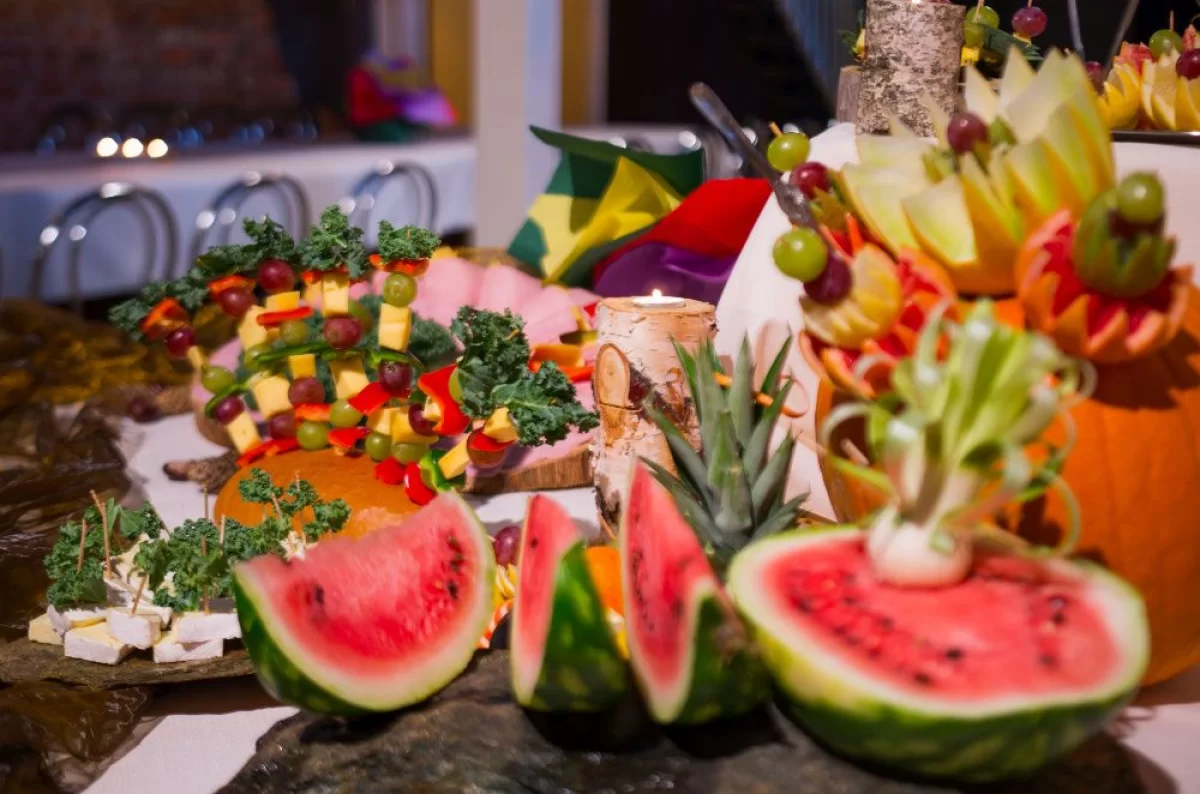 Catering imprezy okolicznościowe, kompleksowa organizacja, dekoracje