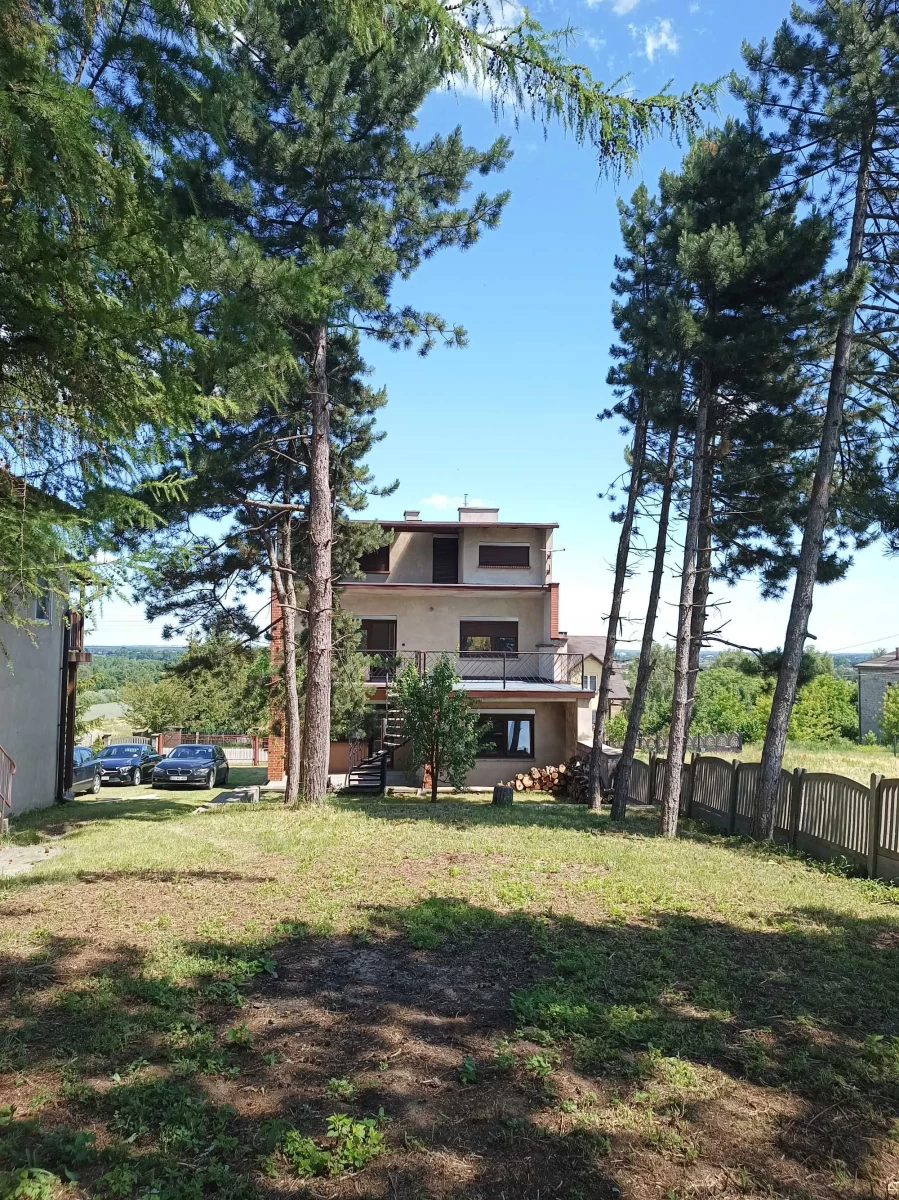 Wynajmę Dom na działce 1400 m.kw. do wynajęcia