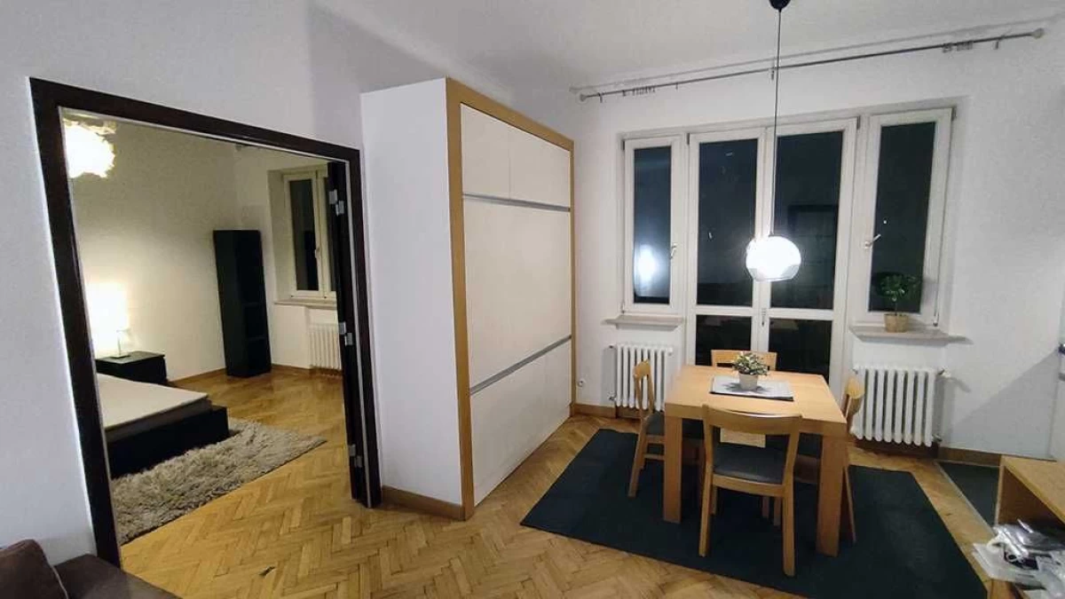 Wynajmę 3 pokojowe mieszkanie. Kamińskiego, Łódź centrum, parking