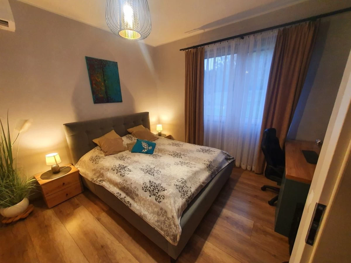 Sprzedam Dom wolnostojący 60,44m2, poddasze użytkowe, 2 tarasy, działka 1055m2