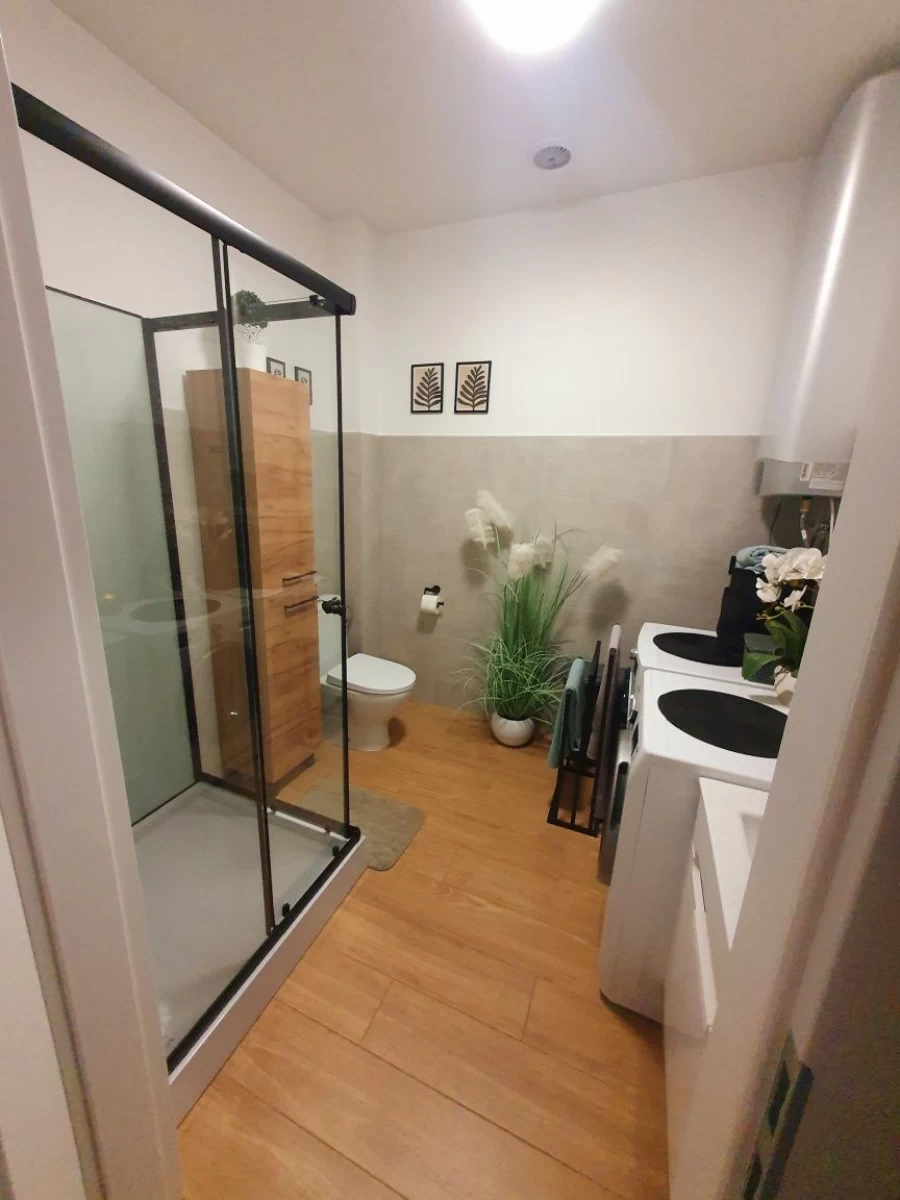 Sprzedam Dom wolnostojący 60,44m2, poddasze użytkowe, 2 tarasy, działka 1055m2