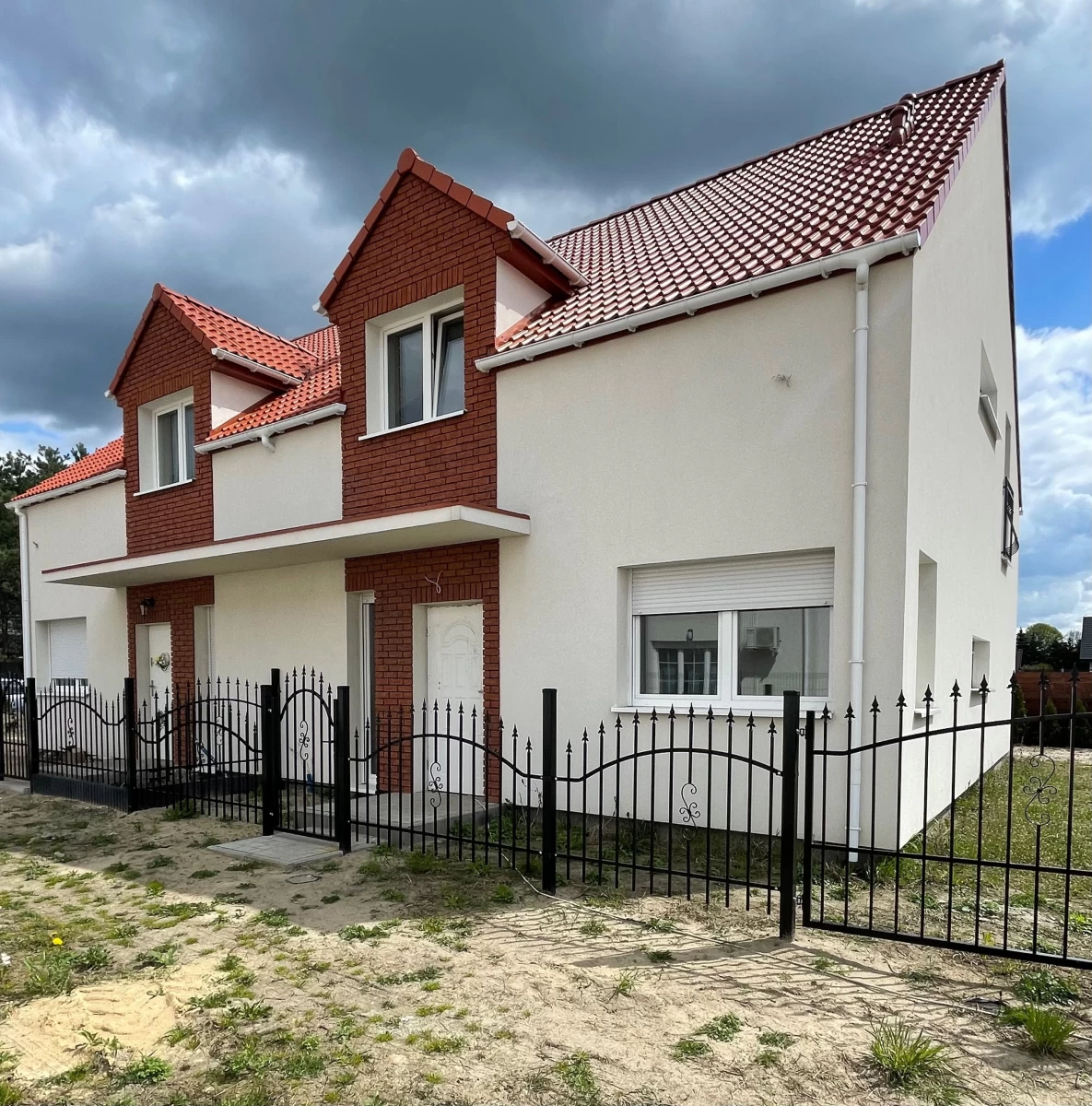 dom na sprzedaż 123 m2 dwulokalowy Krosno /k. Mosiny