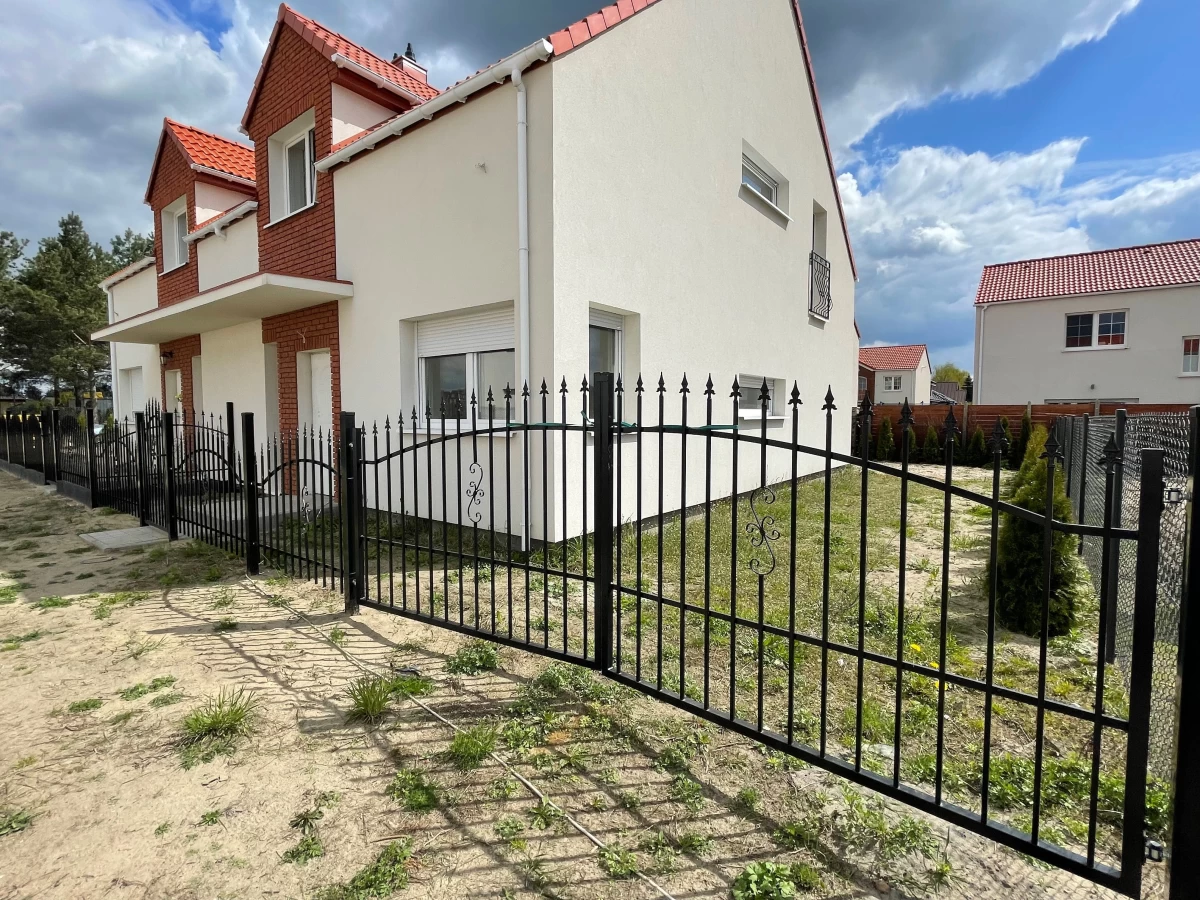 dom na sprzedaż 123 m2 dwulokalowy Krosno /k. Mosiny
