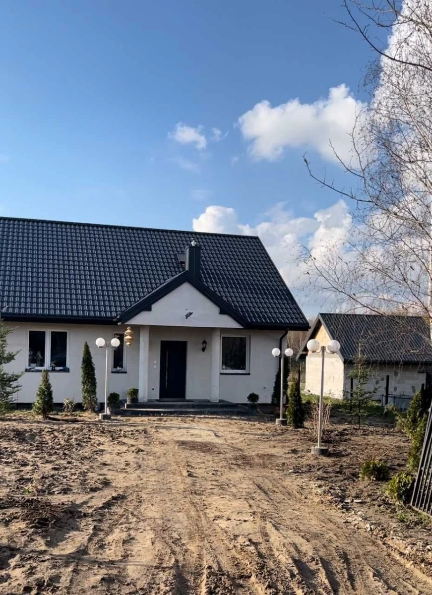Sprzedam nowy dom murowany do zamieszkania duża działka 1500m2 malowni