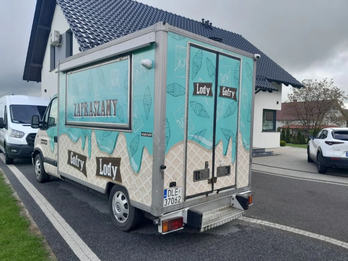 Foodtruck Lodziarnia lody gofry gotowy biznes