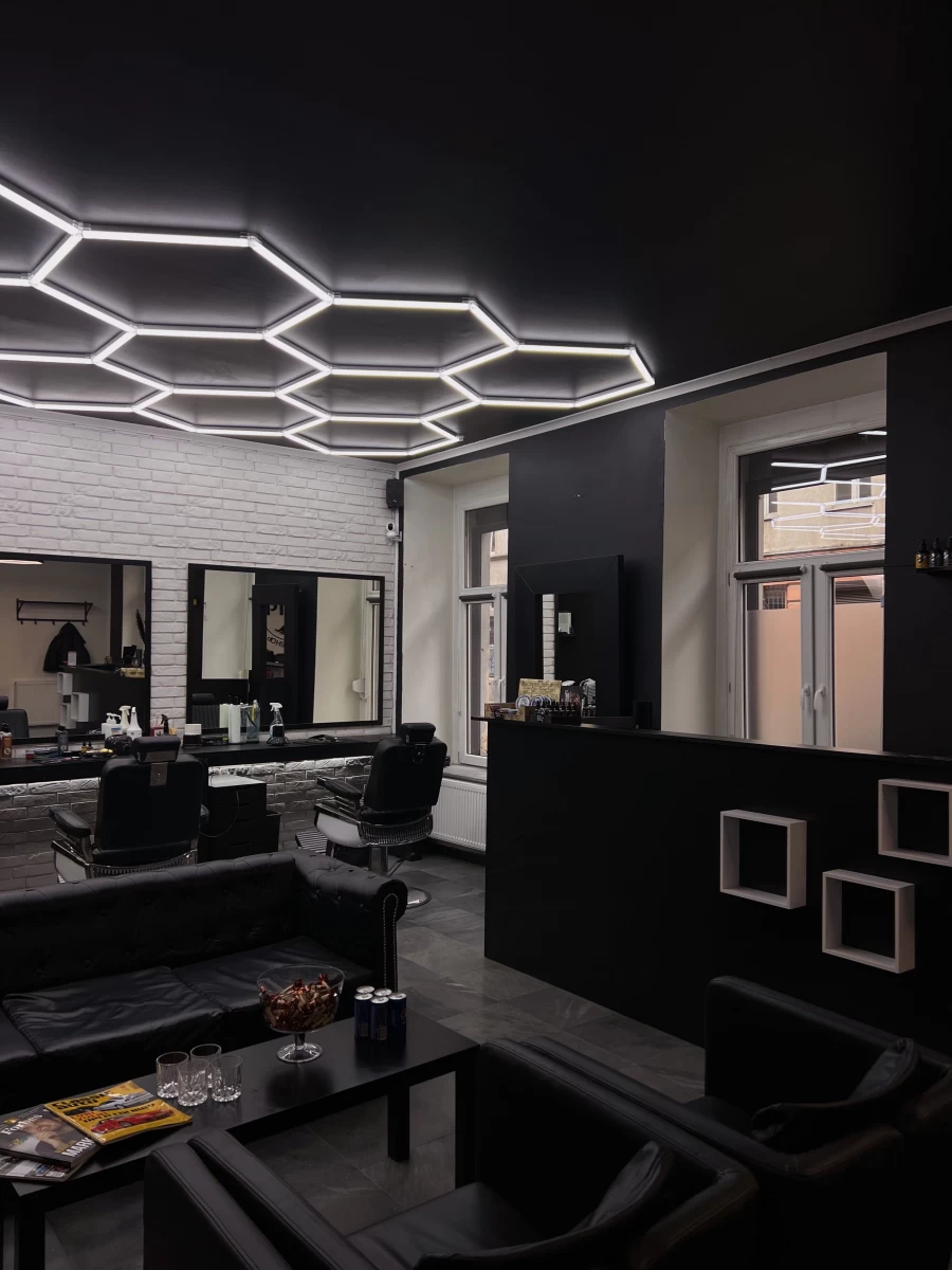 Sprzedam gotowy biznes barbershop / NISKI CZYNSZ