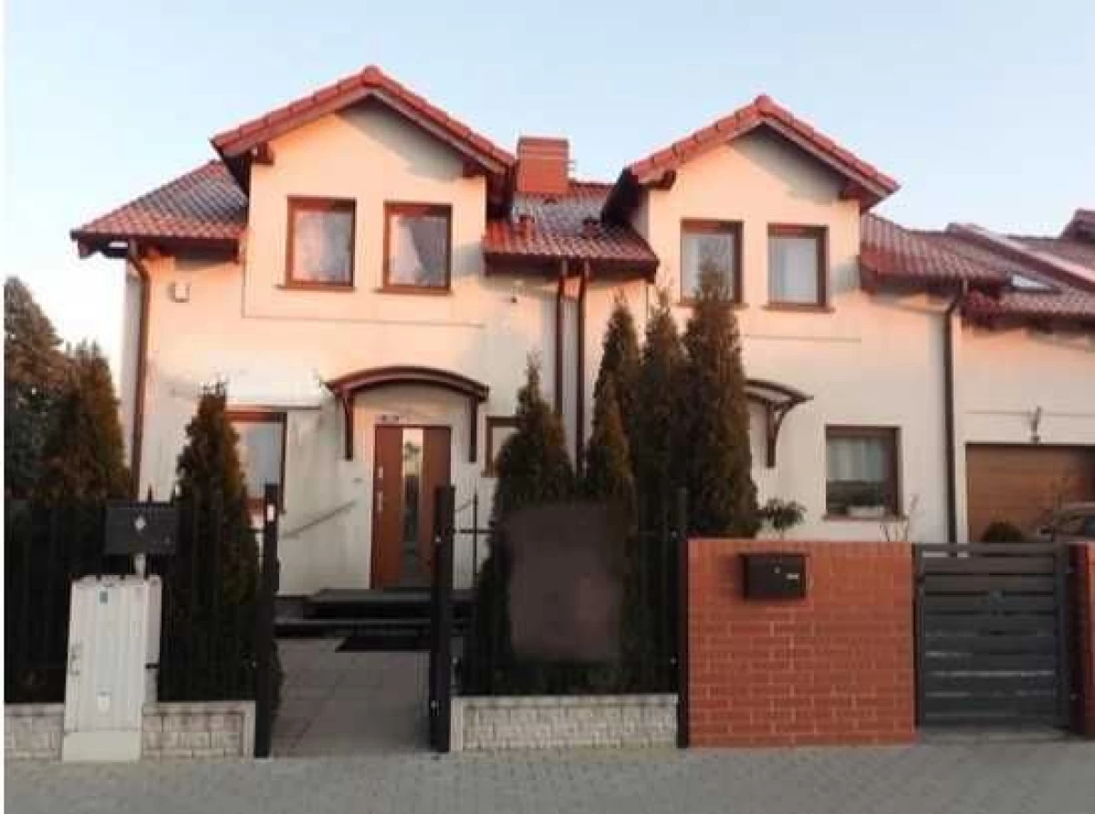 Sprzedam dom szeregowiec skrajny - Nieruchomość Inwestycyjna Mosina