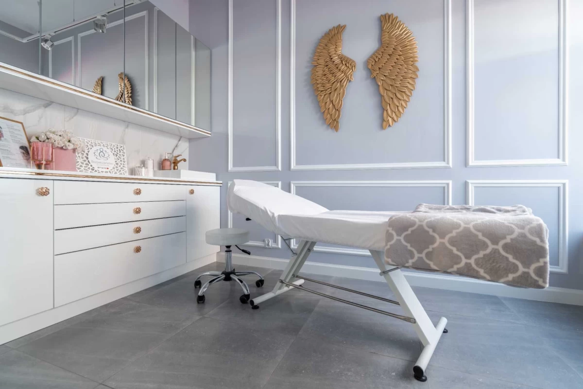 Sprzedam biznes Warszawa Odstąpię salon PIRUA wraz z marką i bazą klientów