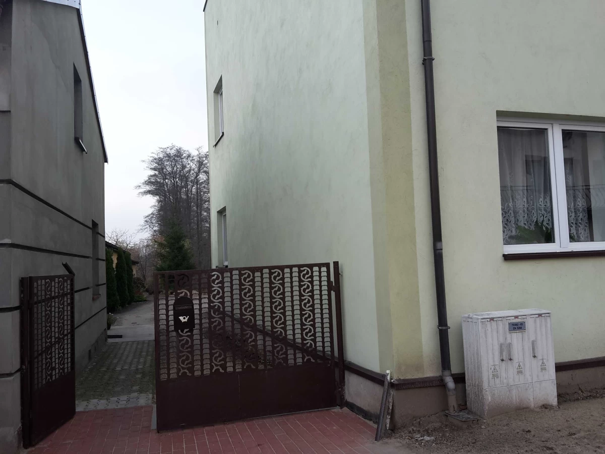 Sprzedam Dom Przedecz wolnostojący - centrum