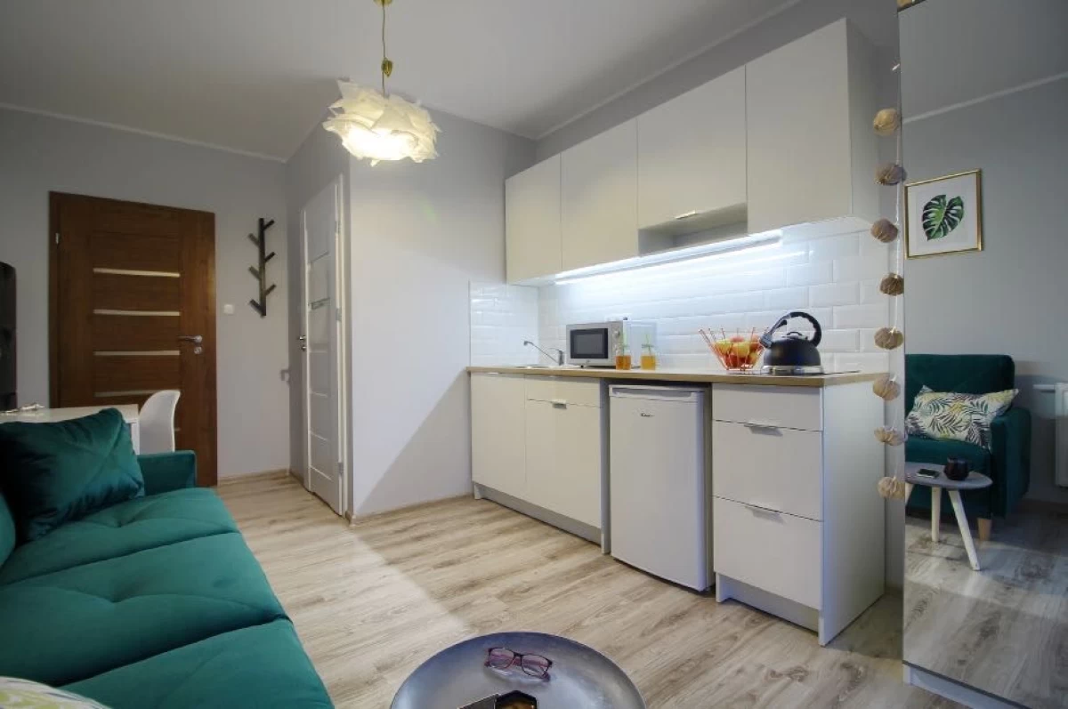 Wynajmę mieszkanie Studio z balkonem na Piątkowie, Batorego p.1 Poznań