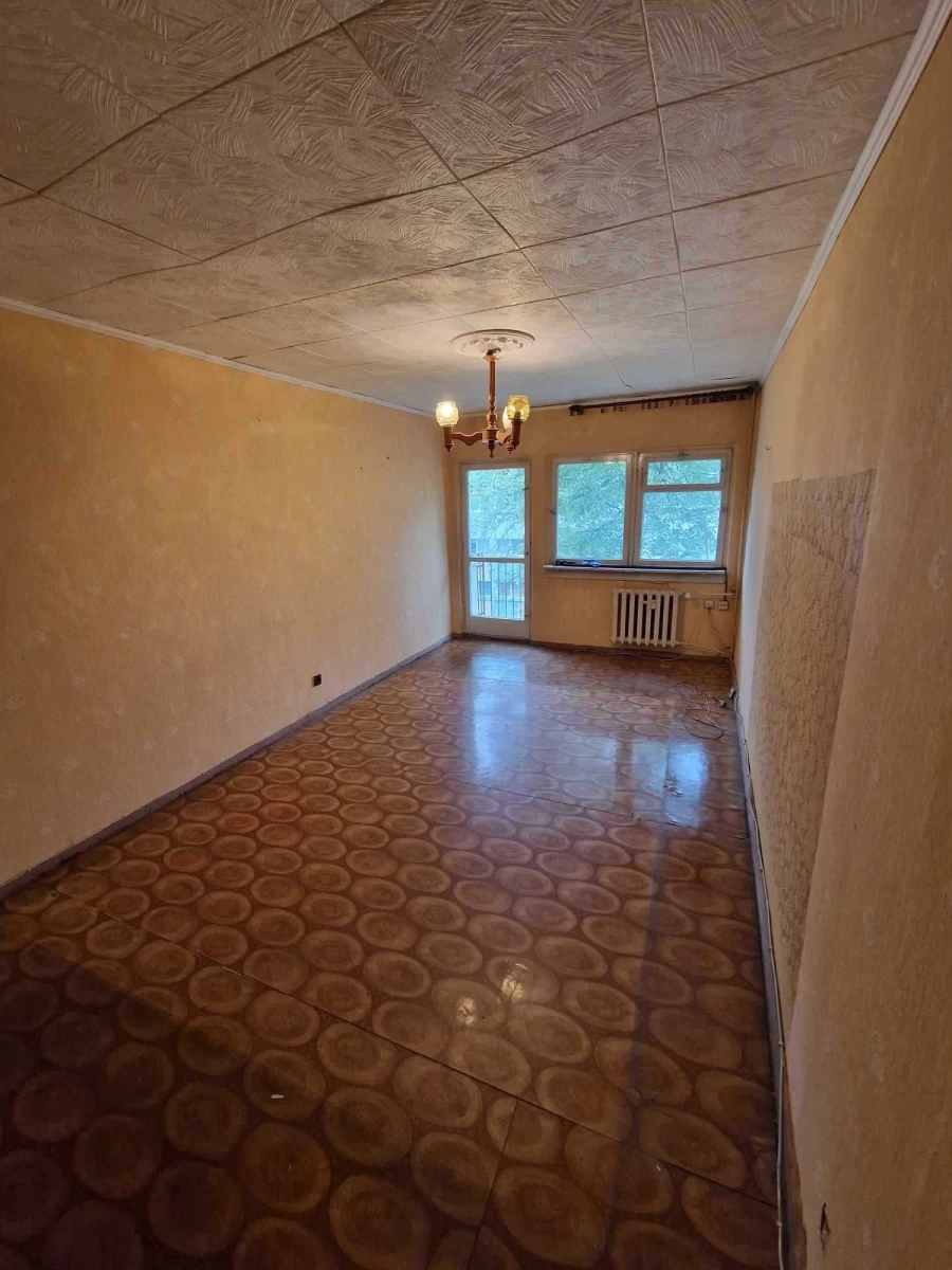 Sprzedam 2 pokoje do remontu Łódź balkon