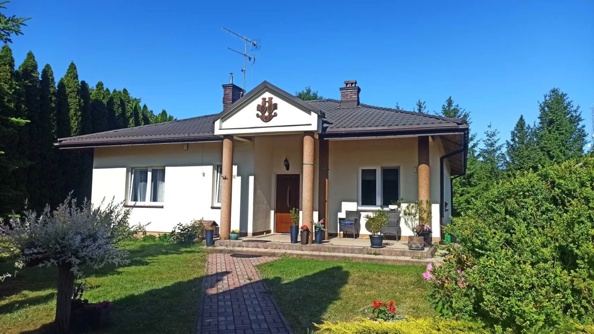 Sprzedam Dom parterowy Młodzieszyn, wysoki standard, spokojna okolica