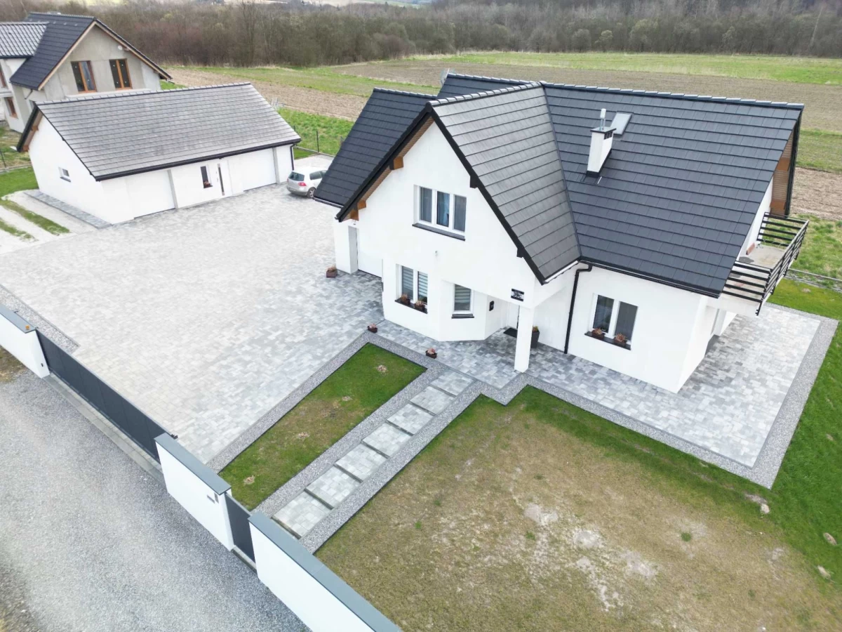 Sprzedam Dom o Powierzchni 135m2 w Malowniczej Okolicy