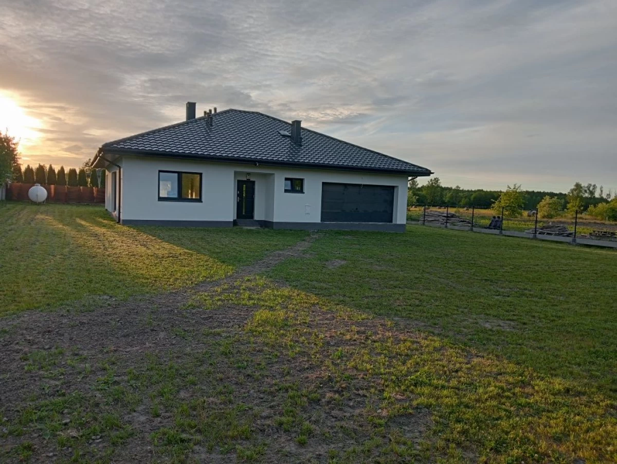 Sprzedam nowy dom w stanie deweloperskim Sochaczew