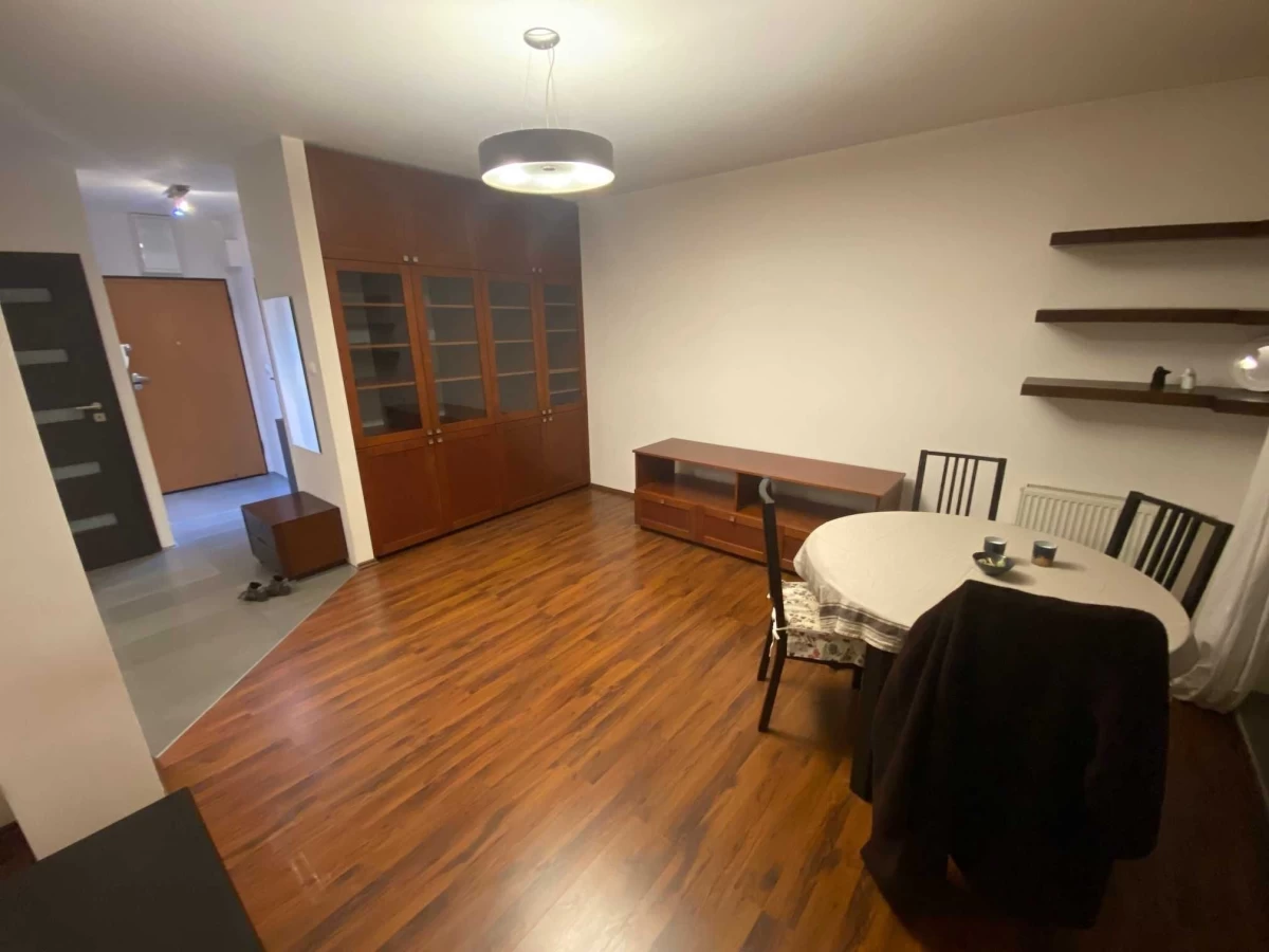 Sprzedam 2 pokoje Warszawa Miasteczko Wilanów, Kieślowskiego 47,4 m2
