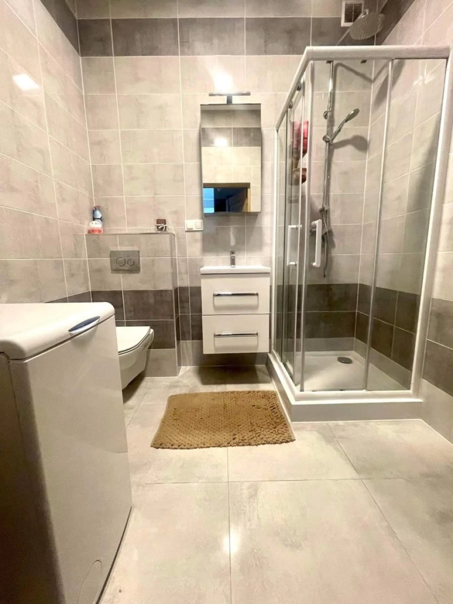 Wynajmę Mieszkanie 40m2 z ogrodem Wrocław i miejscem postojowym na wynajem