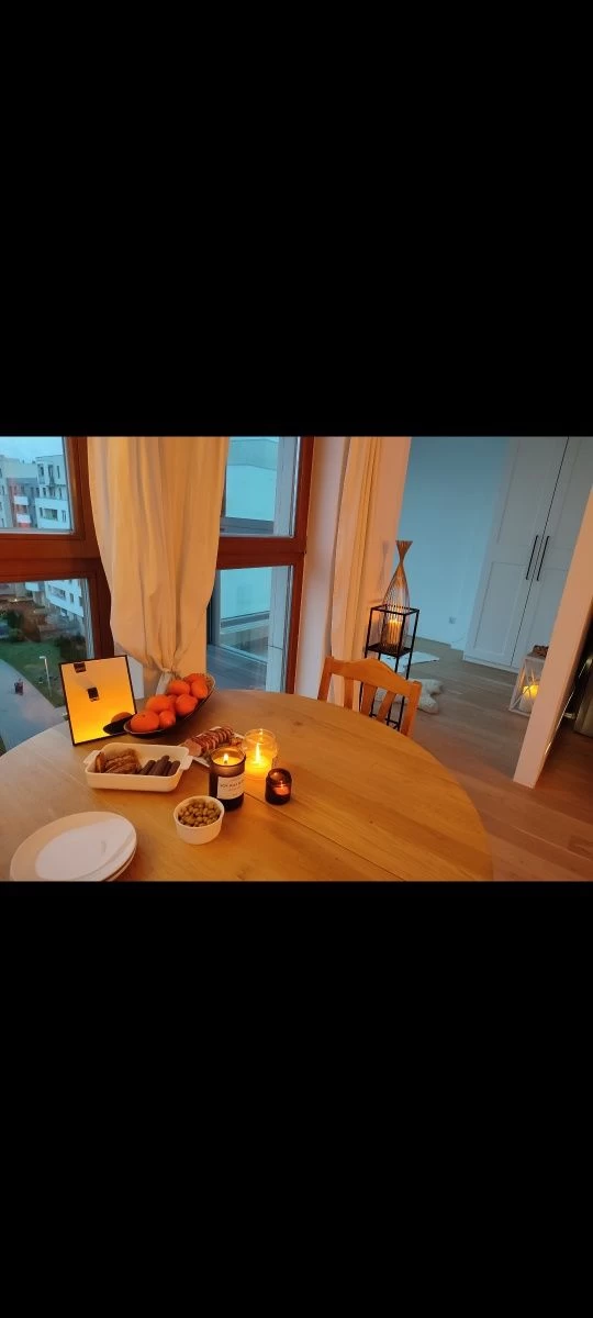 Sprzedam Apartament Warszawa na Mokotowie z miejscem postojowym i komórką lokatorską
