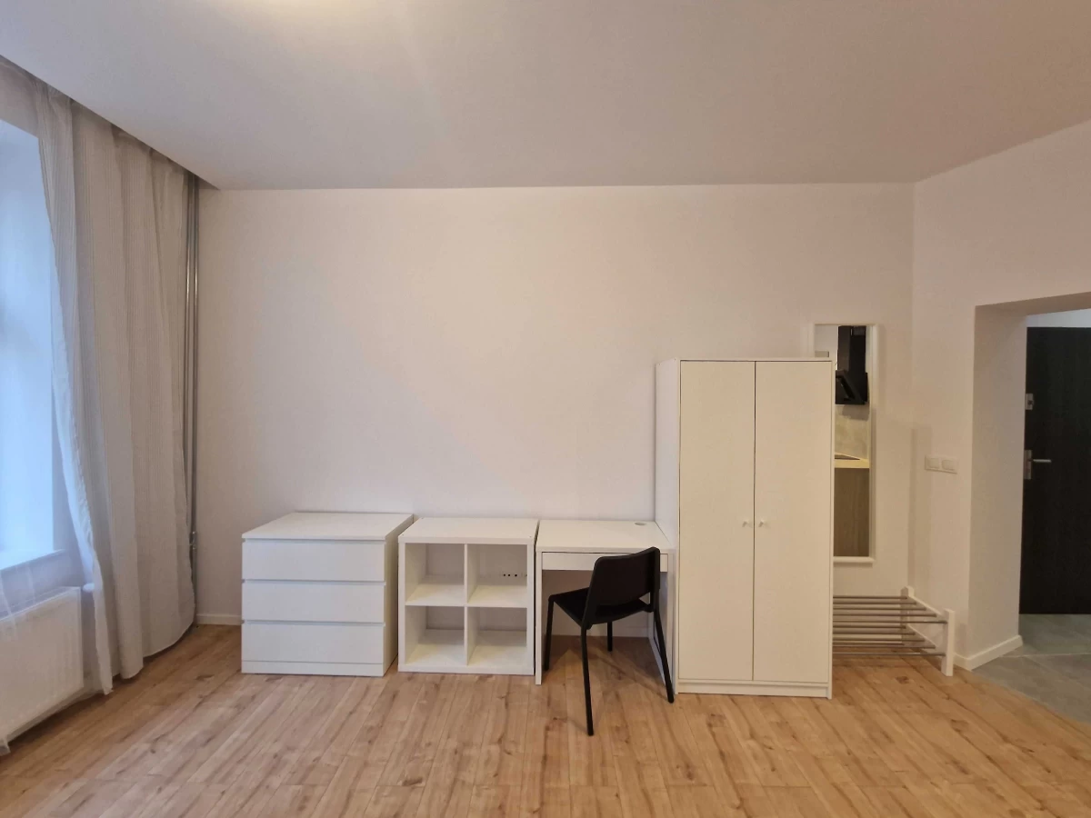 Wynajmę Mieszkanie 25,8m2 - Katowice ul. Plebiscytowa