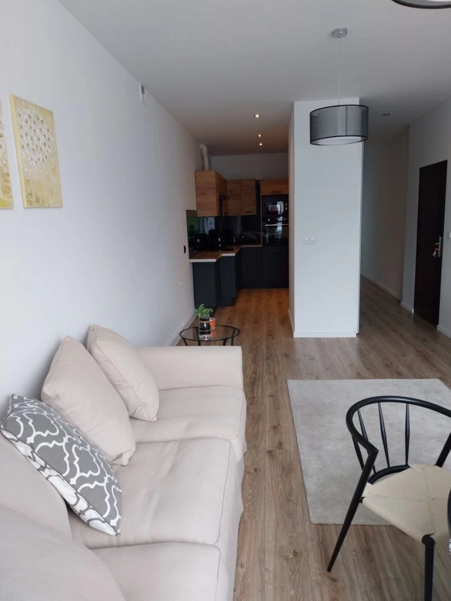 Wynajmę Mieszkanie Kraków pierwszy najemca 60m2 os.Tysiaclecia