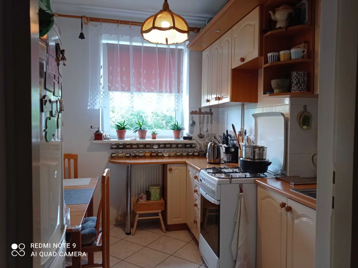 Sprzedam Mieszkanie 49 m2Warszawa Bemowo lub zamienię na dom remontu rozbiorki