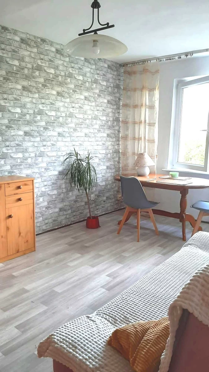 Wynajmę Kawalerka Poznań os. Przyjaźni