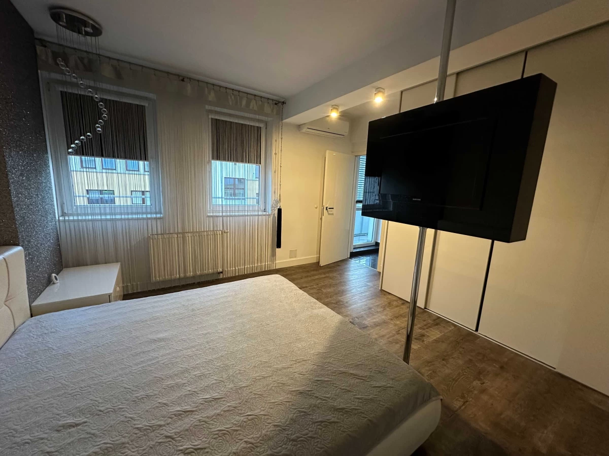 WYnajmę Czteropokojowy apartament Częstochowa w cichym centrum